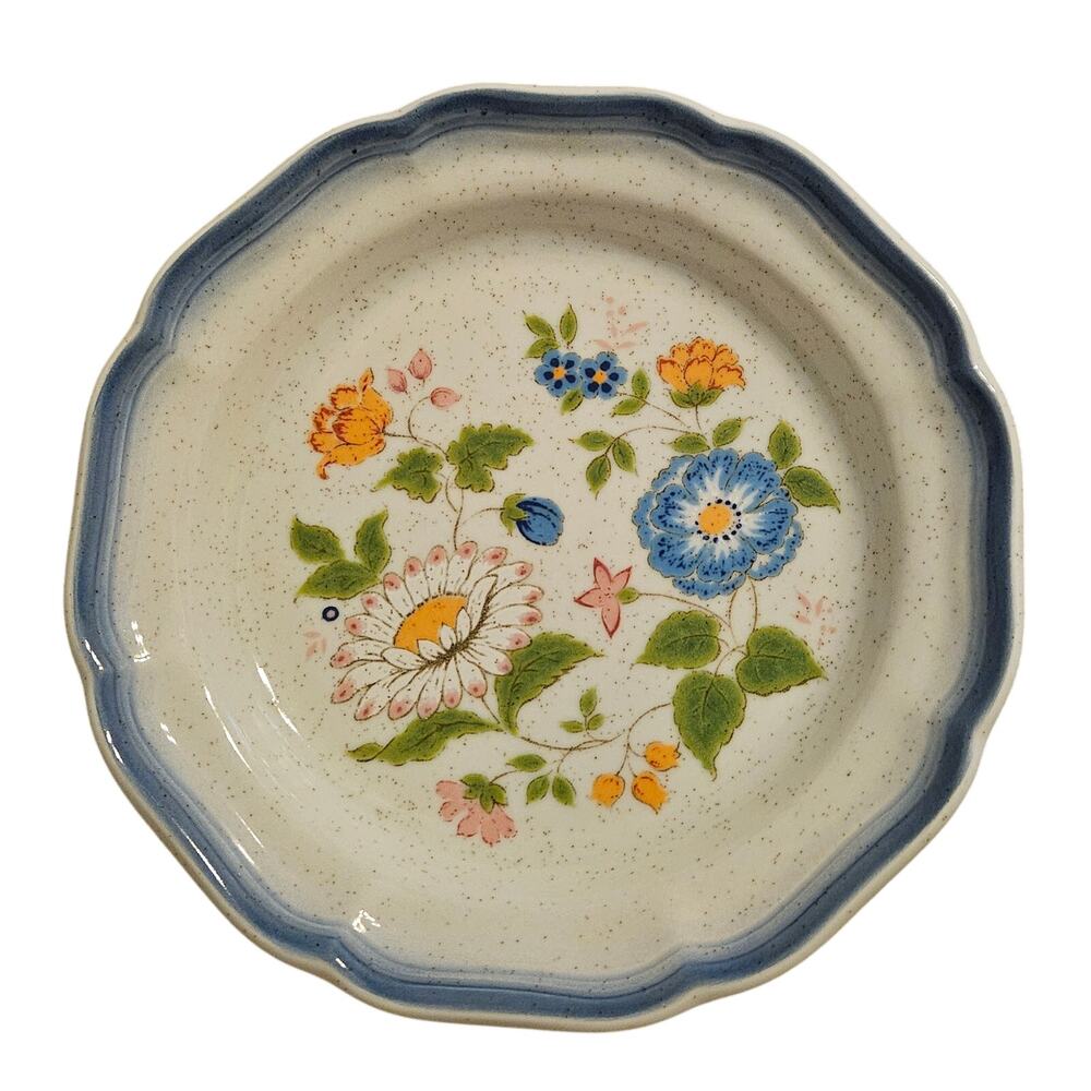 Mikasa Country Club Fresh Cuttings Set of 2 plates